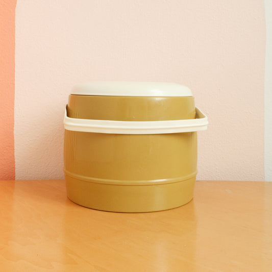 Bee Plastics 4 quart yellow ice bucket vintage from the 1970s